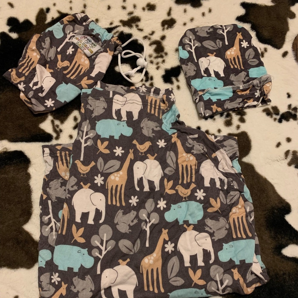 Cool Beans Baby car seat cover and beanie